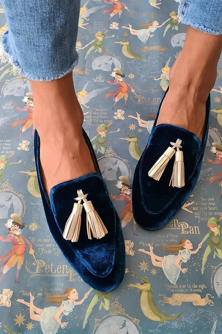 MITTERNACHT ELEGANZ LOAFERS MIT CHAMPAGNER QUASTEN