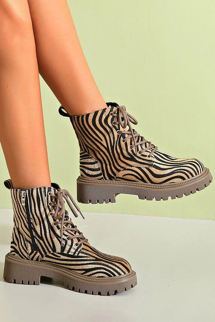 ZEBRA-MUSTER SCHUHEN MIT SCHNÜRSENKEL