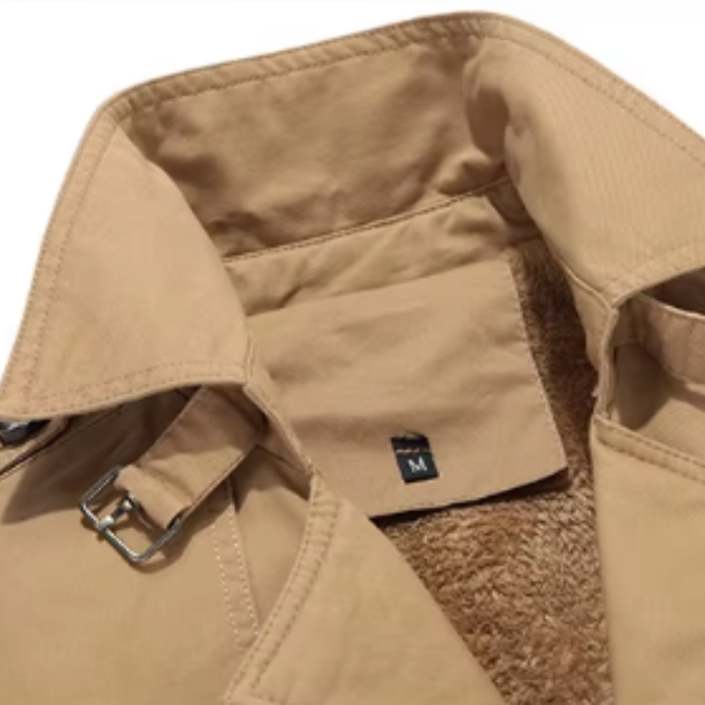 Eleganter Gepolsterter Trenchcoat