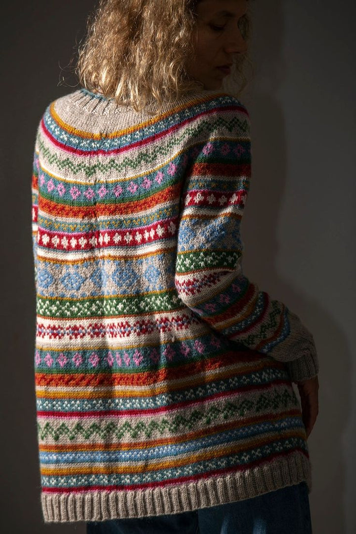 Fraja | Kuscheliger, modischer Pullover in kontrastierenden Farben