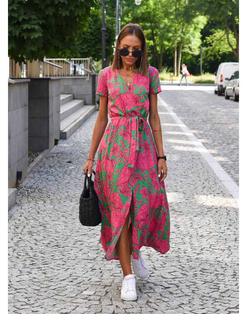 Suzanne – Elegantes Kleid mit V-Ausschnitt