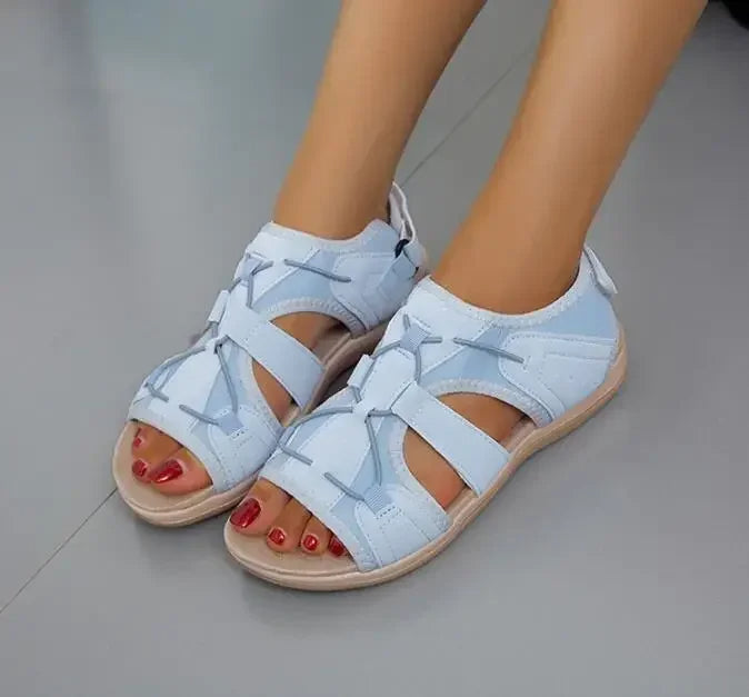 Daphne™ - Modische, verstellbare Sommersandalen mit Fußgewölbestütze