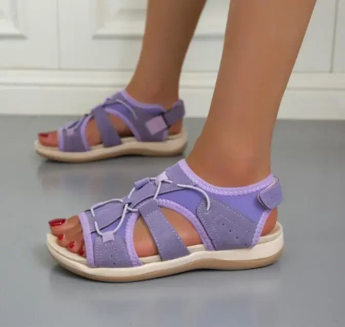 Daphne™ - Modische, verstellbare Sommersandalen mit Fußgewölbestütze