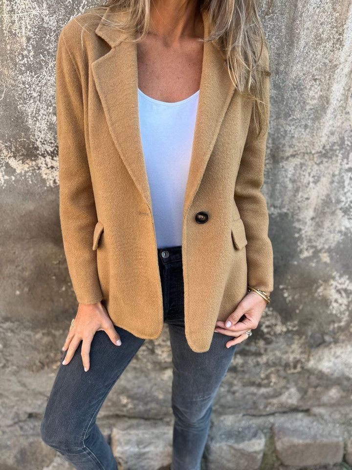 Lina - Klassischer Blazer mit müheloser Eleganz