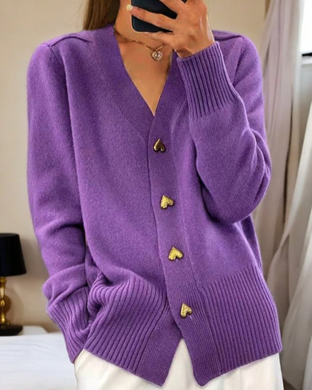 Adele™ - Eleganter Herzknopf-Cardigan